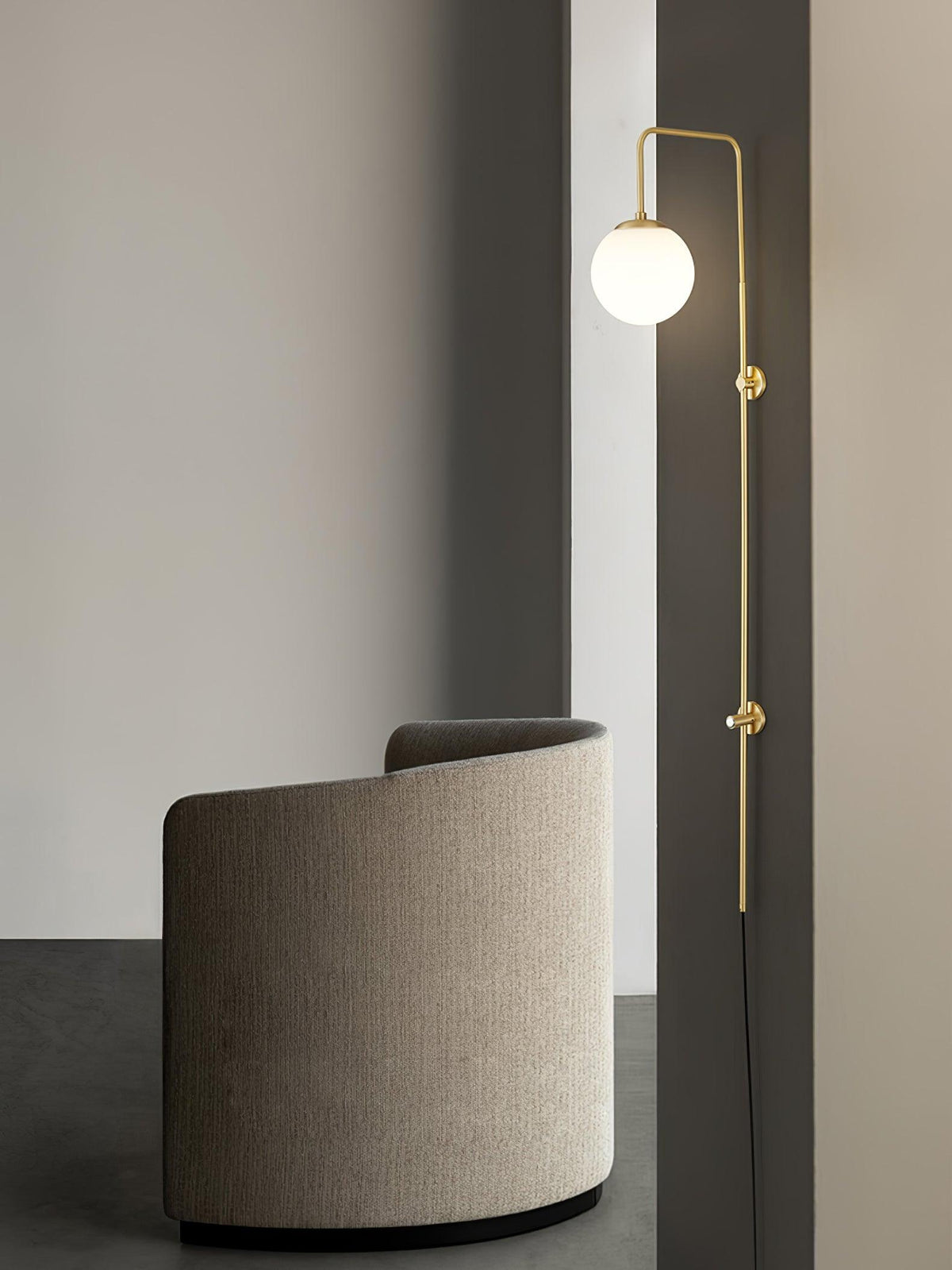 Evshaia aplique de pared Premium elegancia Globo con bombilla enchufable de latón y vidrio