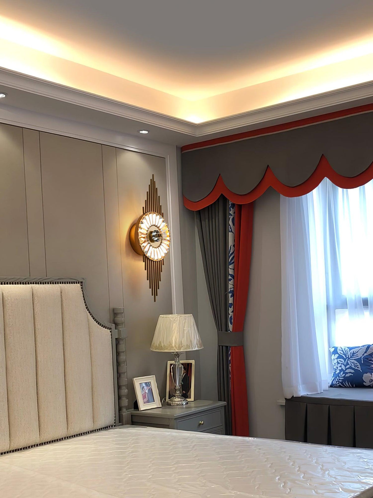 Cilirel aplique de pared de lujo con cristal dorado