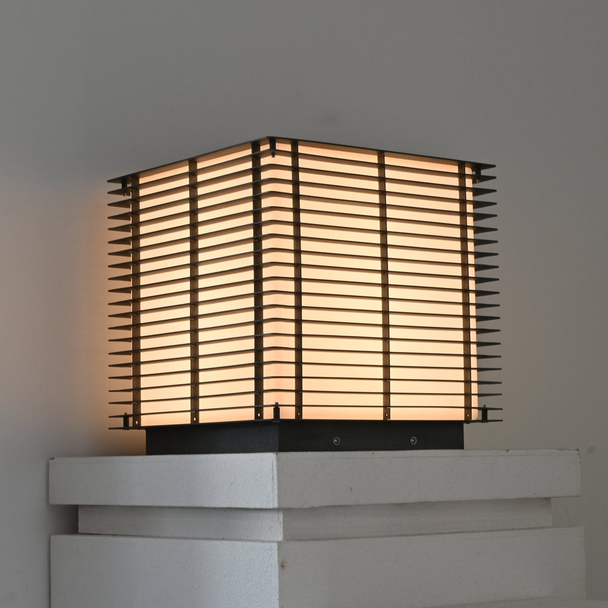 Cubra Grid Post luminaria exterior