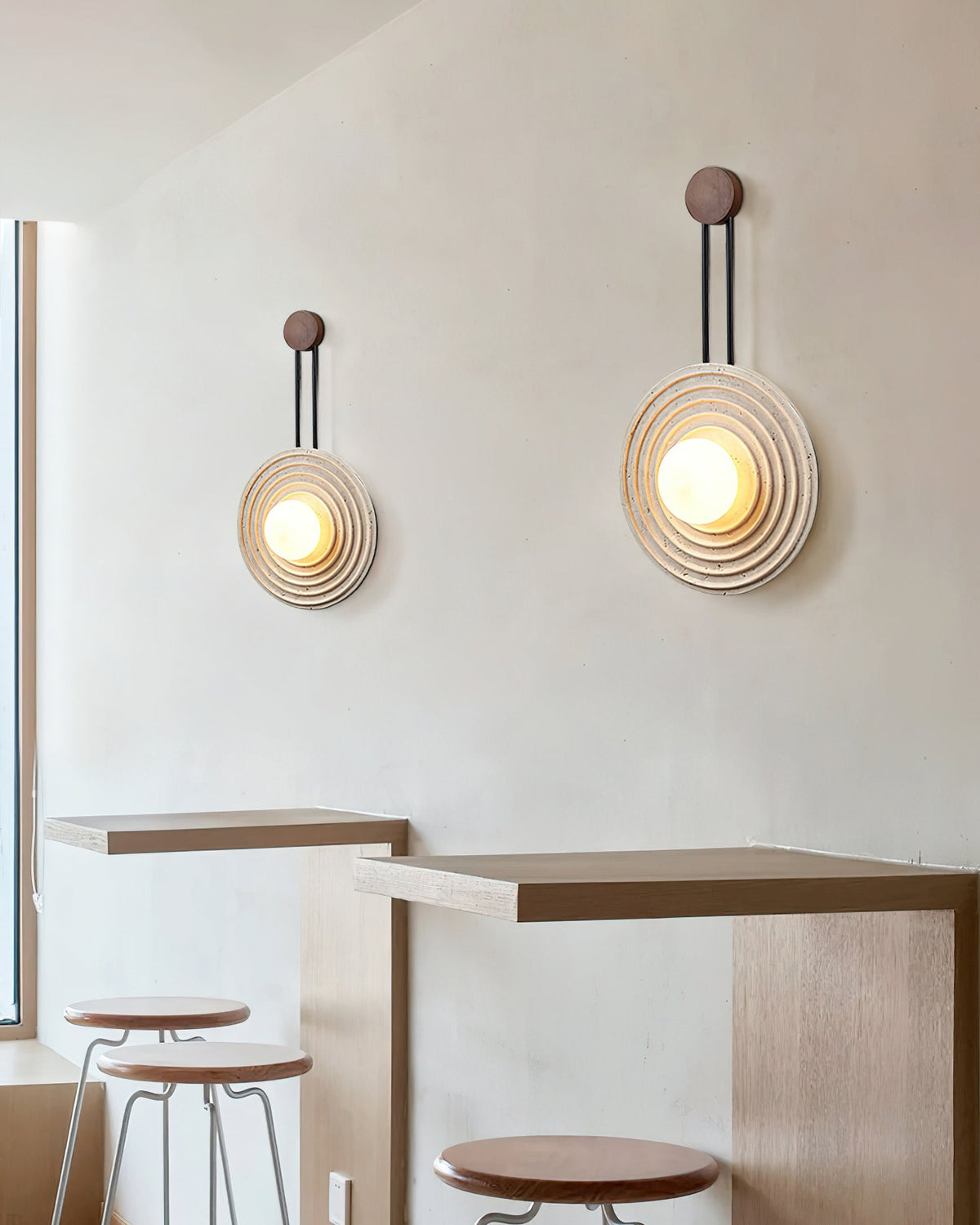 Isoror aplique de pared con anillo en espiral de travertino