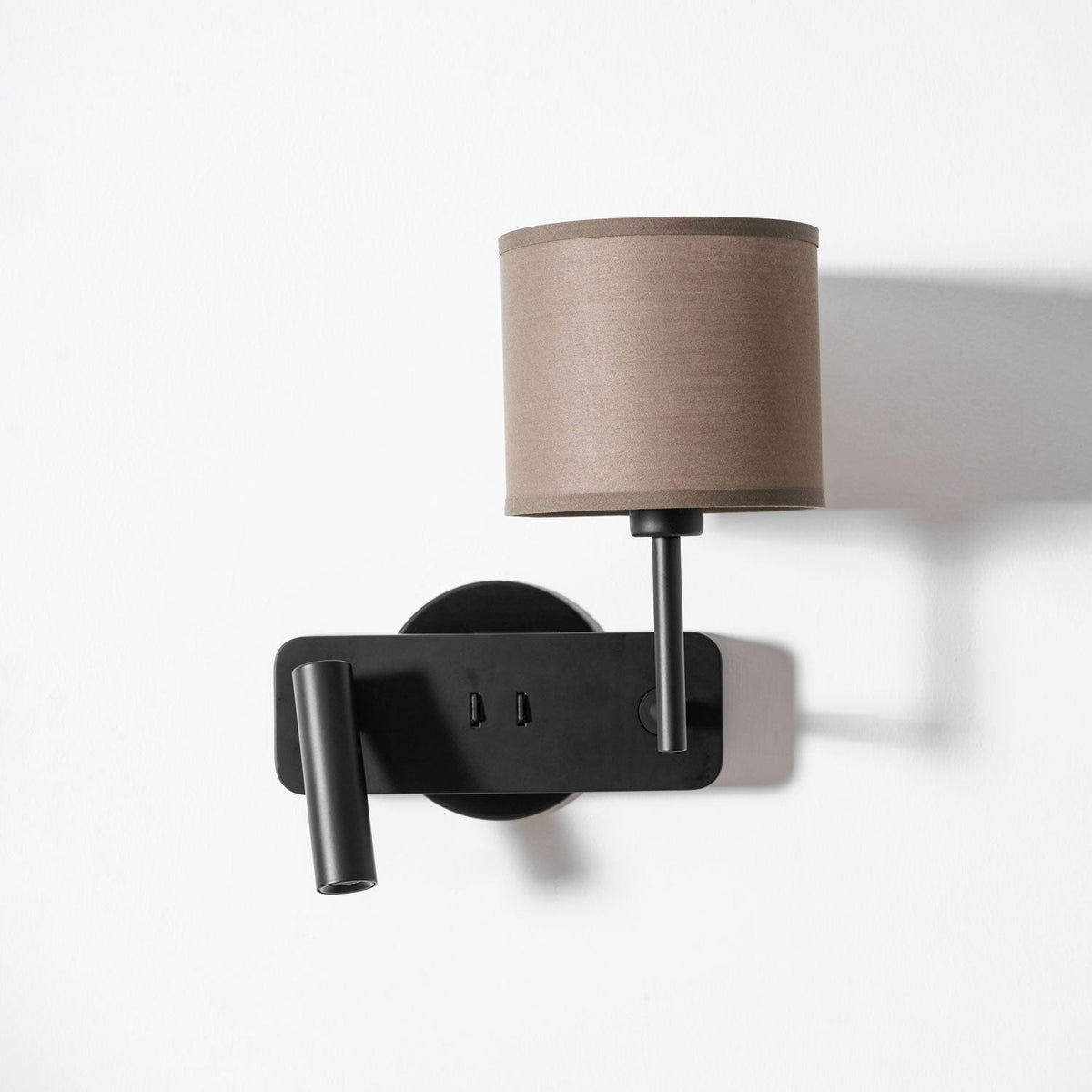 Rivoeria aplique de pared