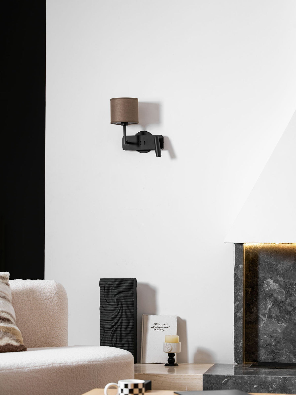 Rivoeria aplique de pared