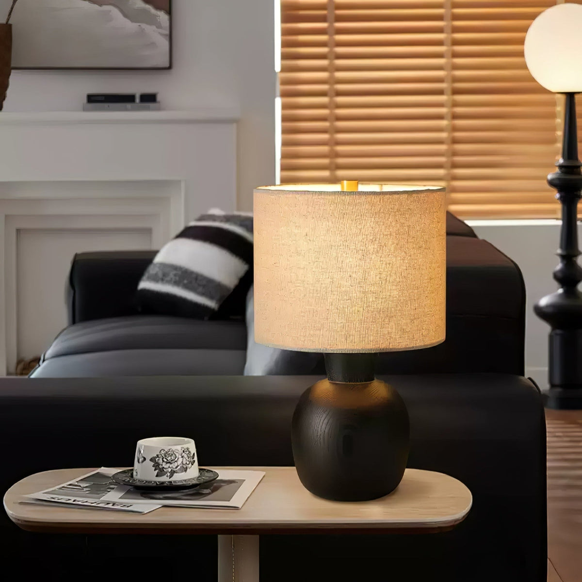 Joan lámpara de mesa minimalista de madera