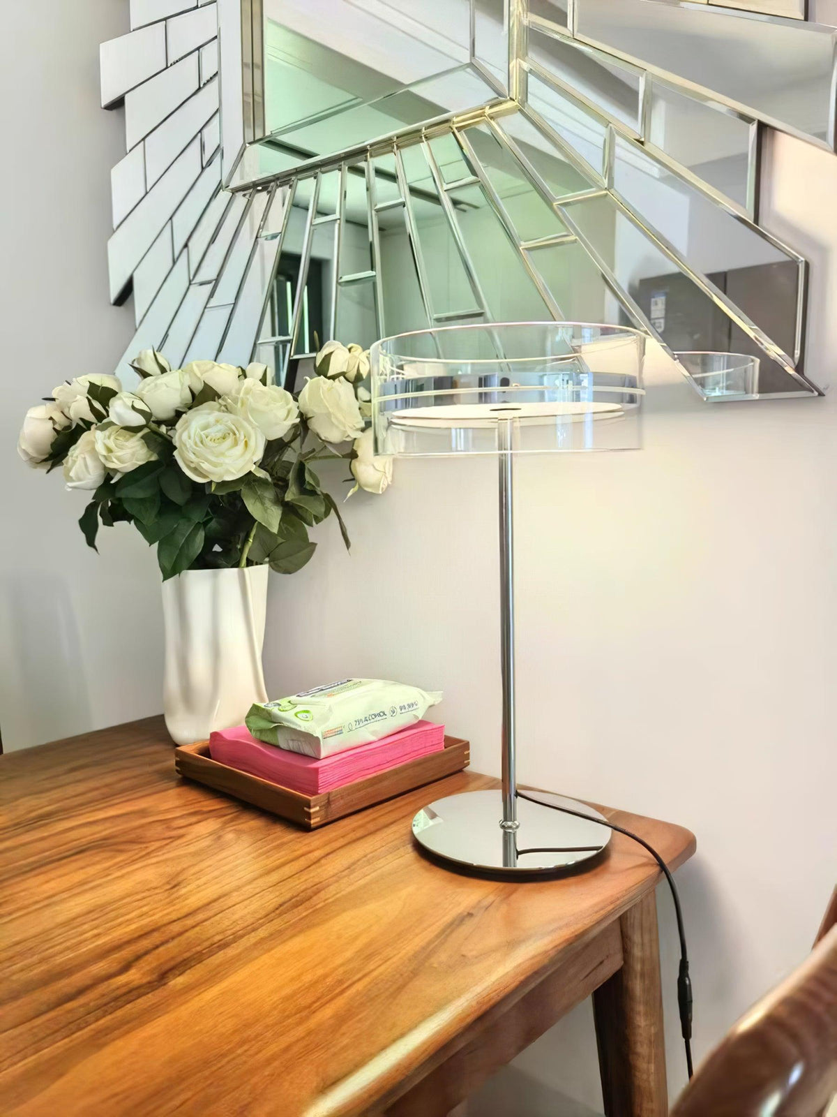 Lioreette lámpara de mesa en cromo y vidrio