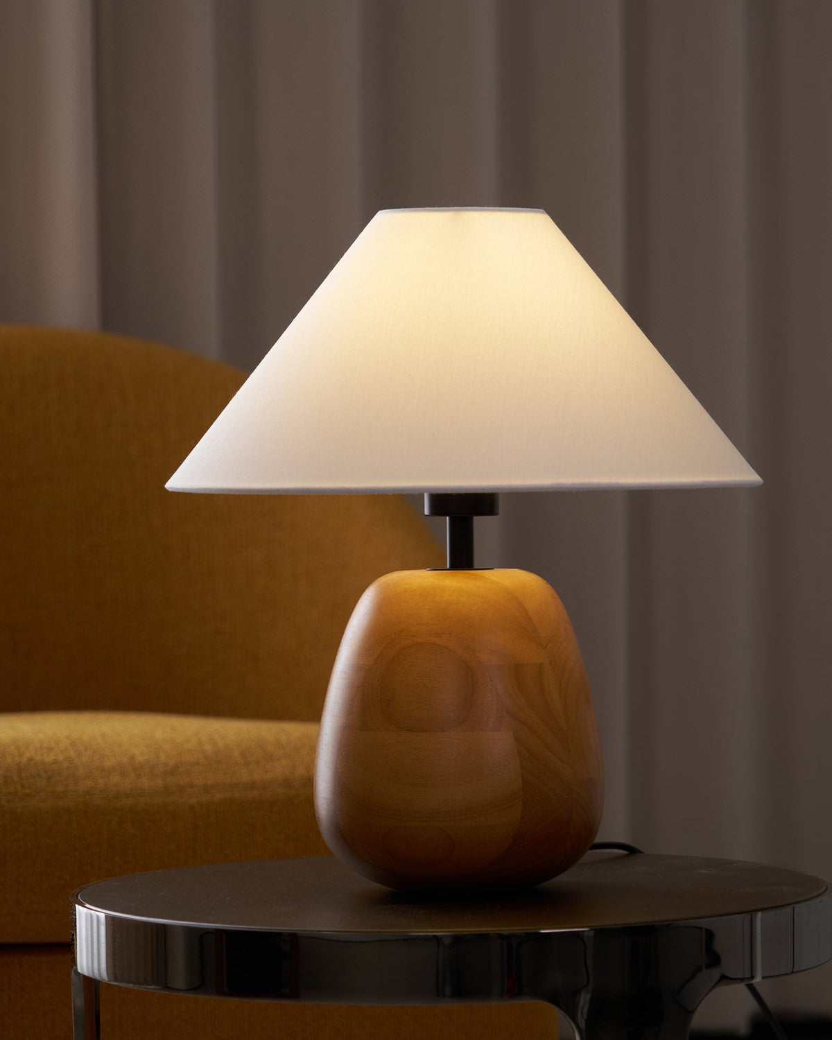 Syloraya lámpara de mesa moderna de madera