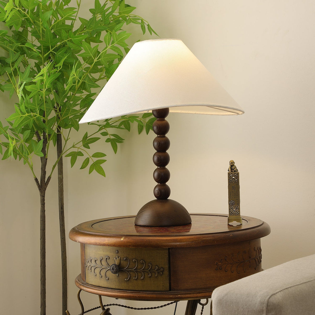 Lennox lámpara de mesa elegante de madera y tejido