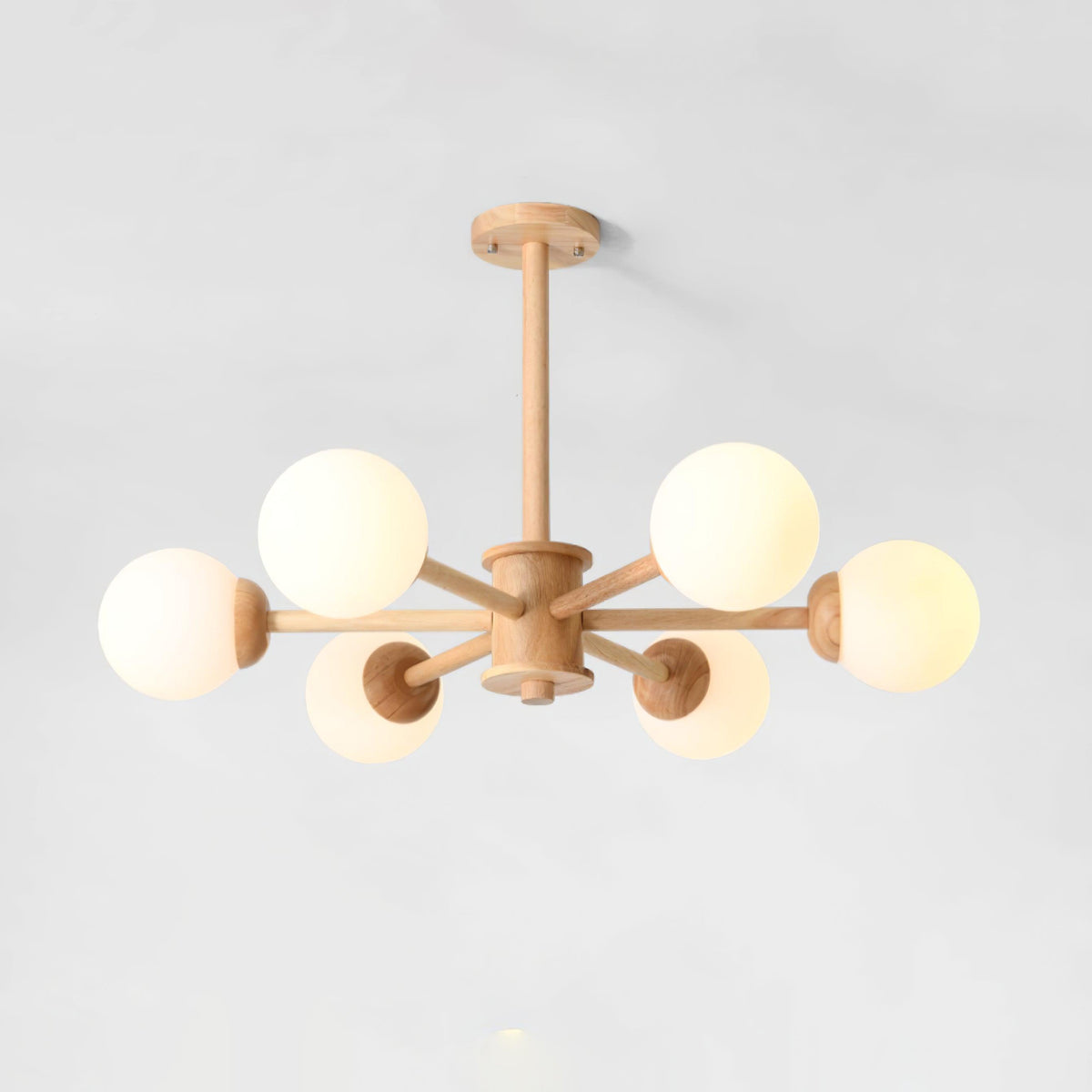 Kalds lámpara de araña de madera minimalista con esfera natural