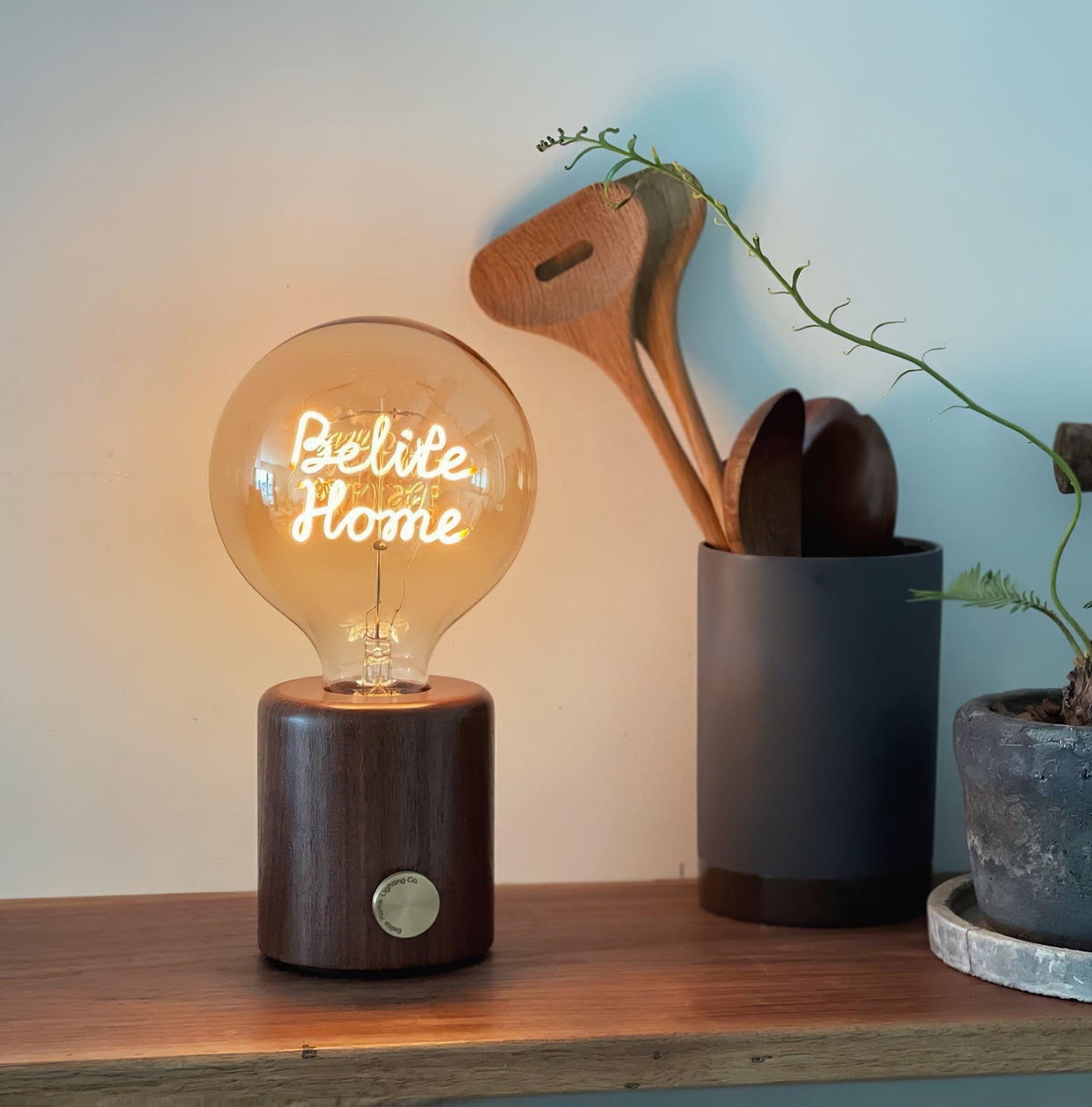 Altheil lámpara de mesa de madera