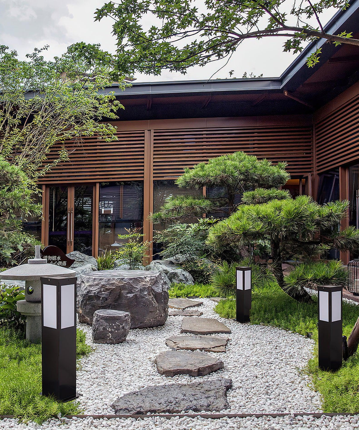 Liorivel luminaria exterior Bollard