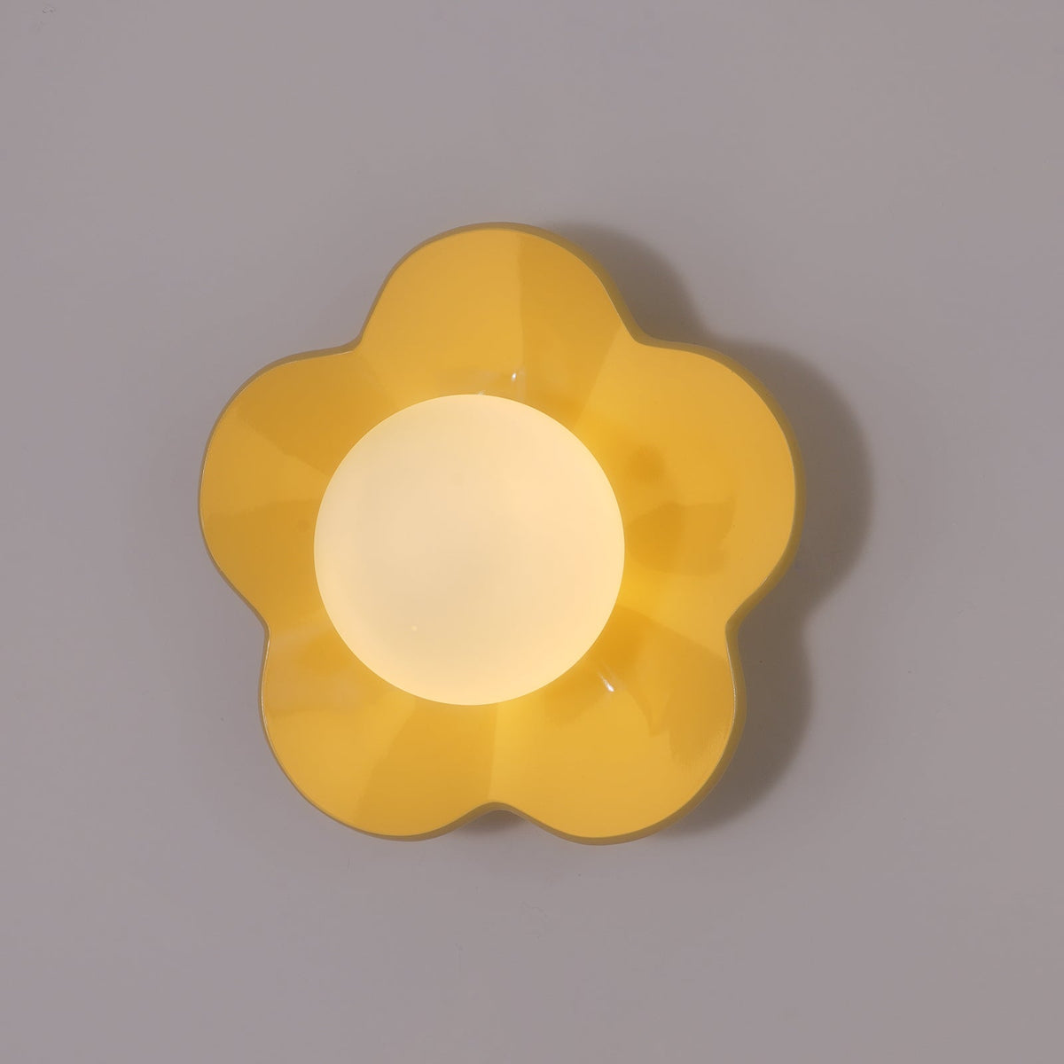 Arcore Lámpara de Pared de Resina Juguetona