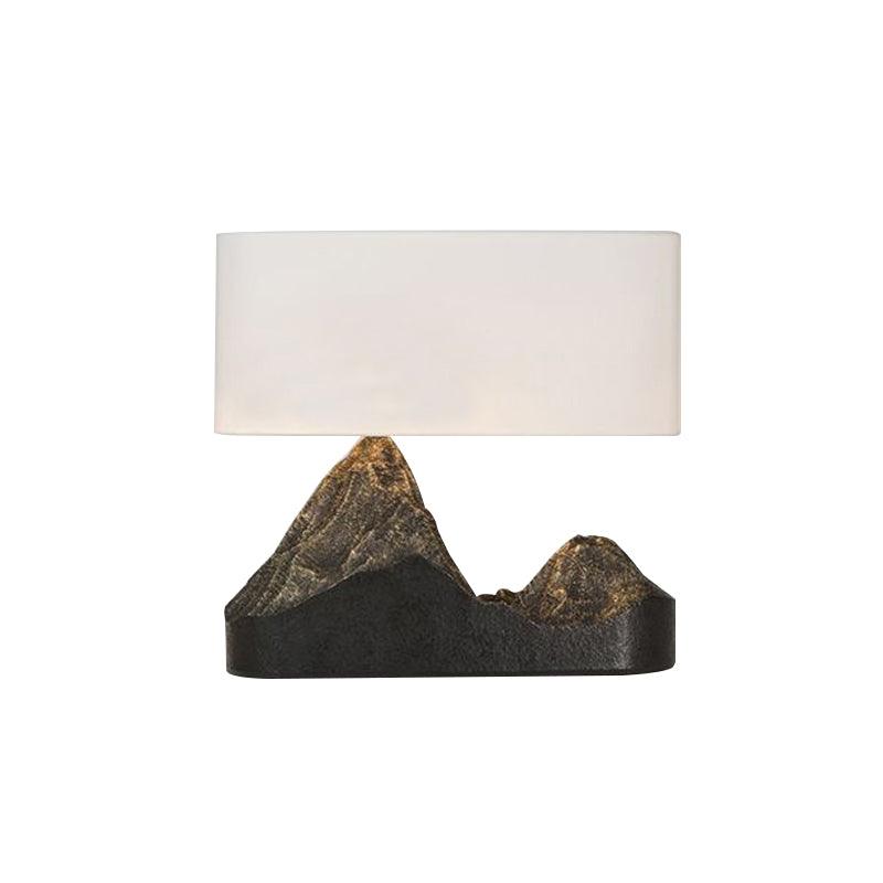 Della lámpara de mesa de resina natural