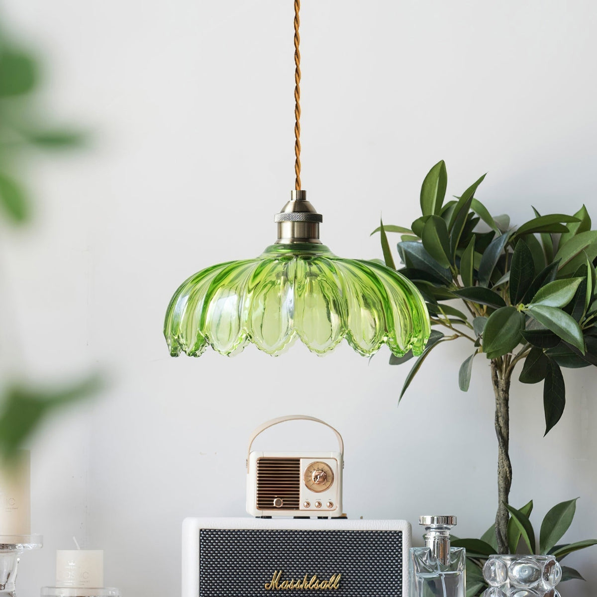 Limea lámpara colgante de vidrio verde en forma de flor
