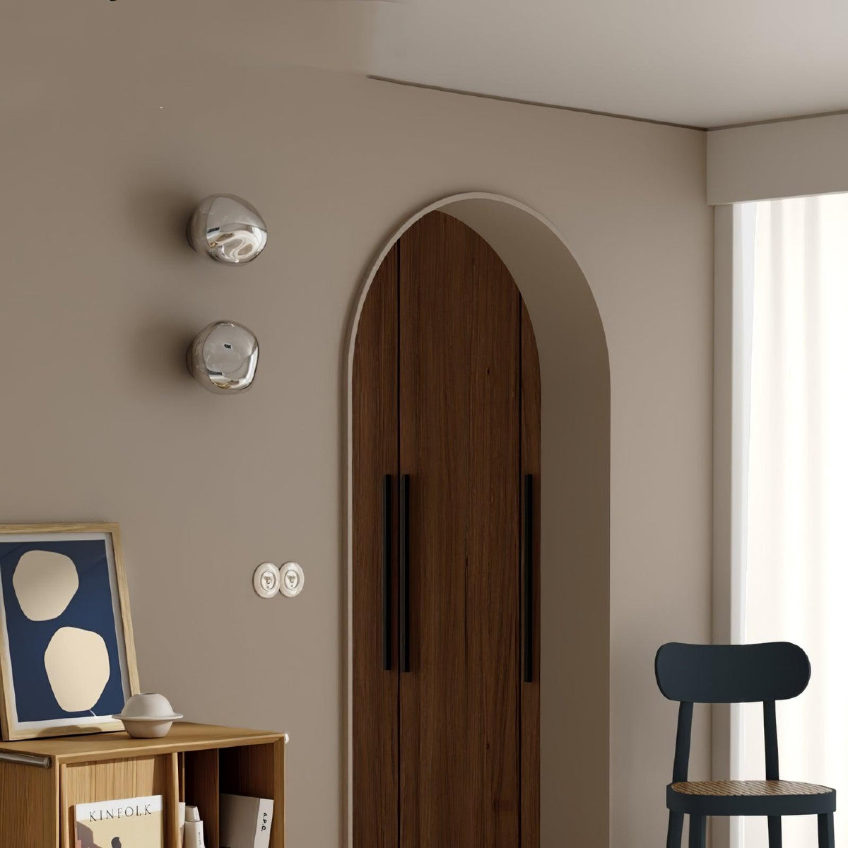 Leni aplique de pared con vidrio ámbar