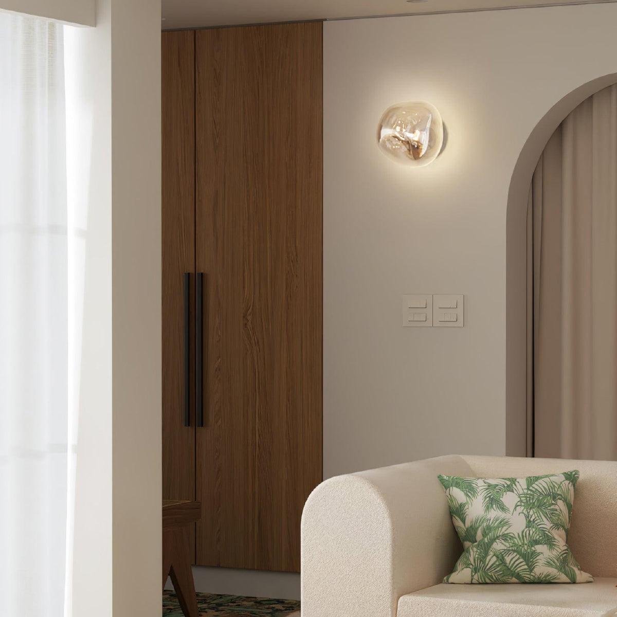 Leni aplique de pared con vidrio ámbar
