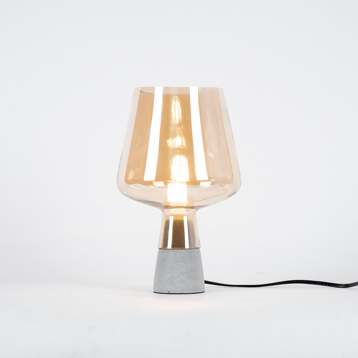 Elairella lámpara de mesa minimalista en cemento