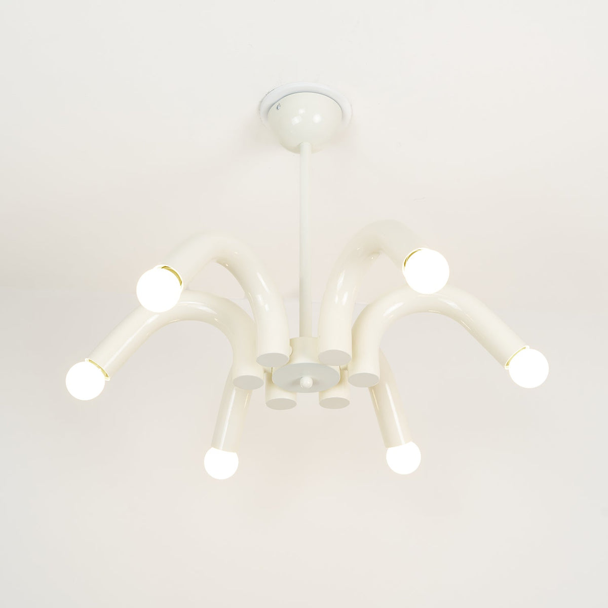 Fivelle lámpara de araña moderna en color crema de múltiples brazos