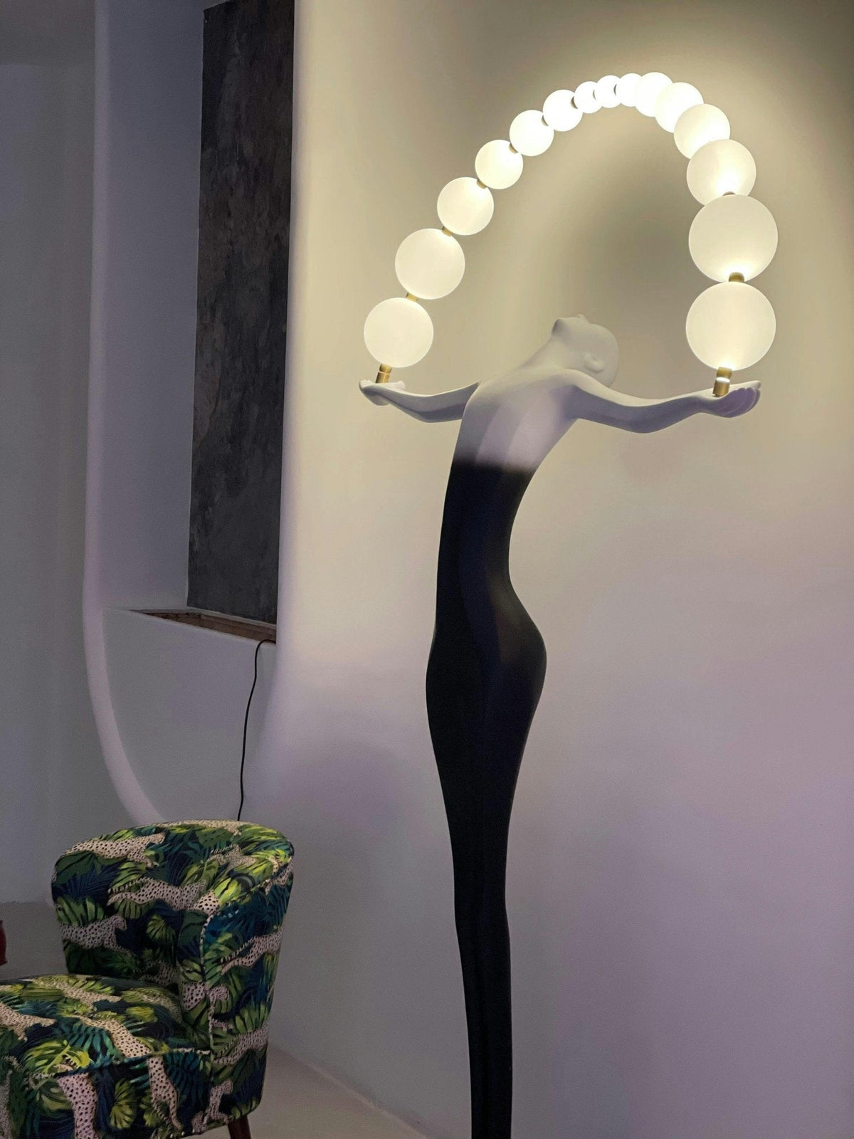 Luminara Gradient Sculptural lámpara de pie