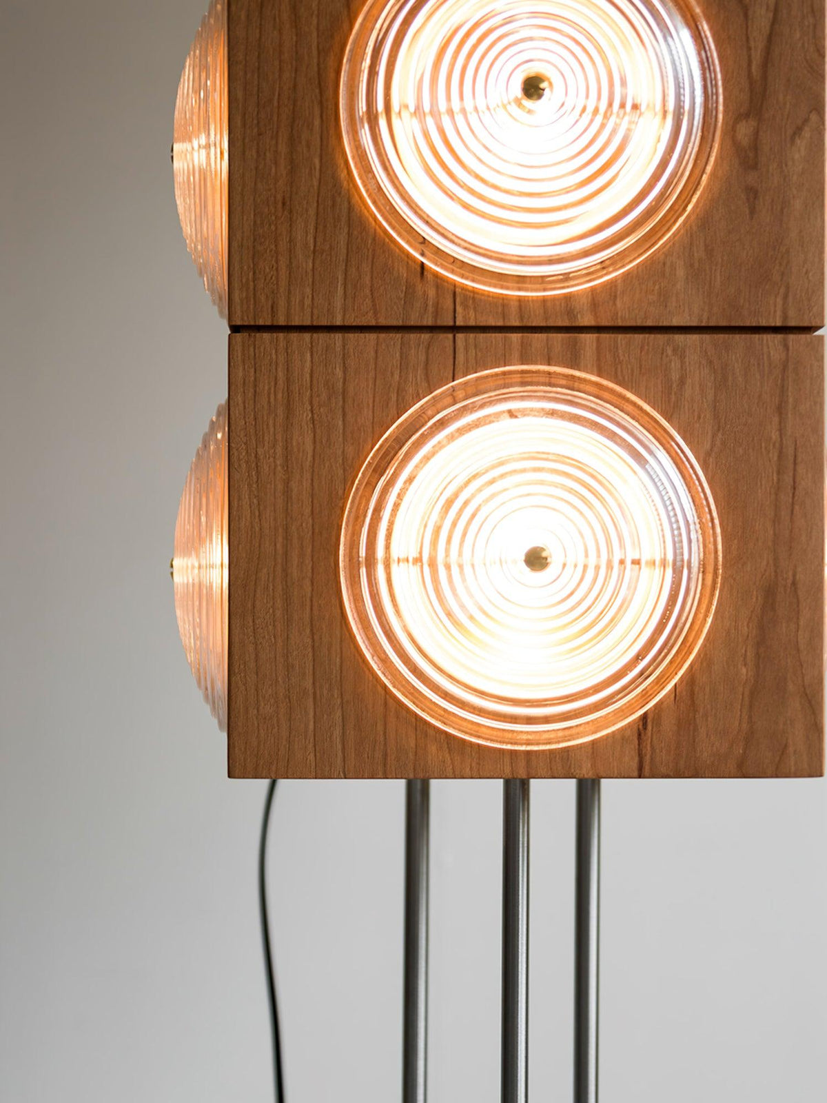 Avraearae lámpara de pie modular de madera