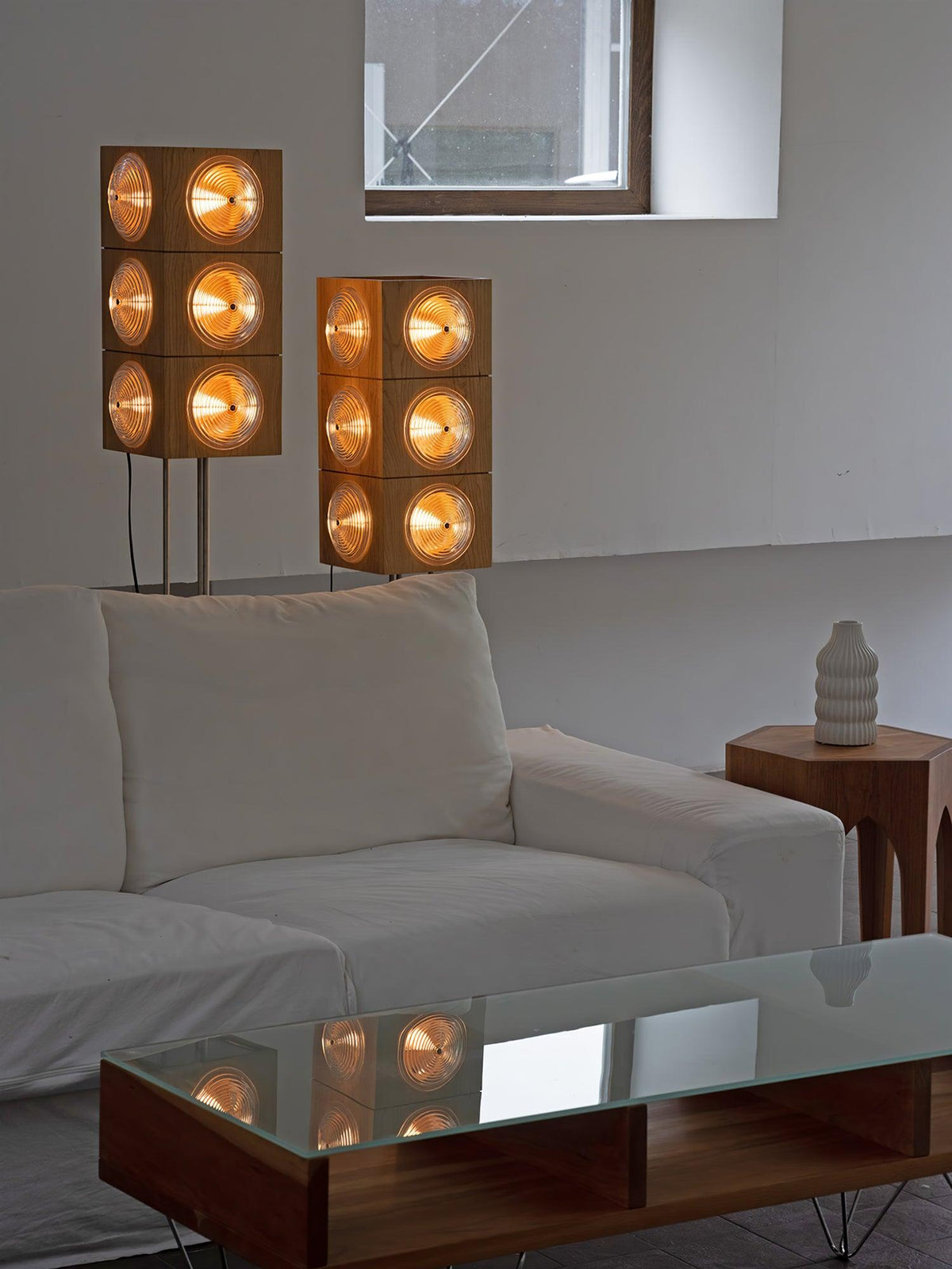 Avraearae lámpara de pie modular de madera