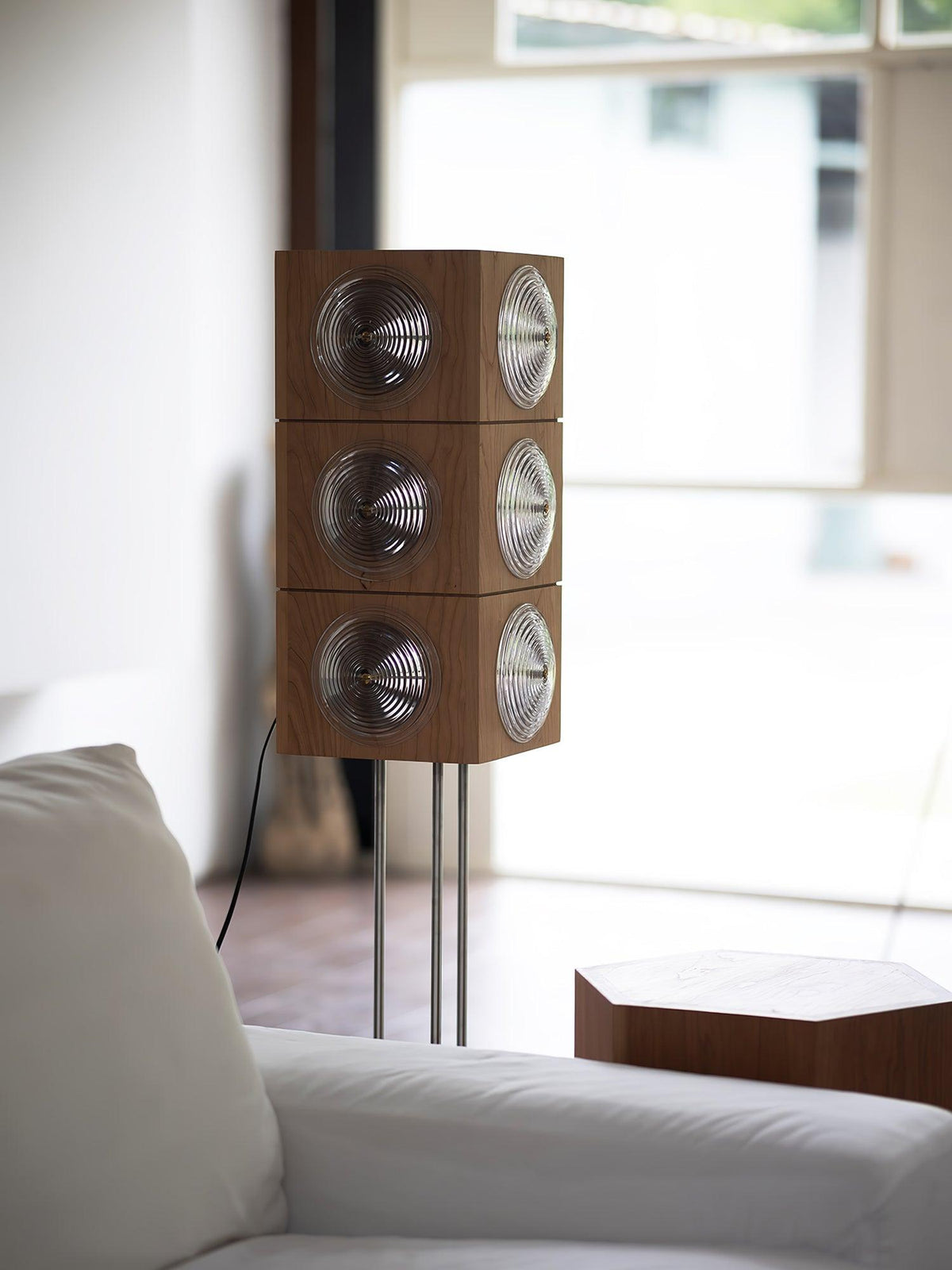 Avraearae lámpara de pie modular de madera