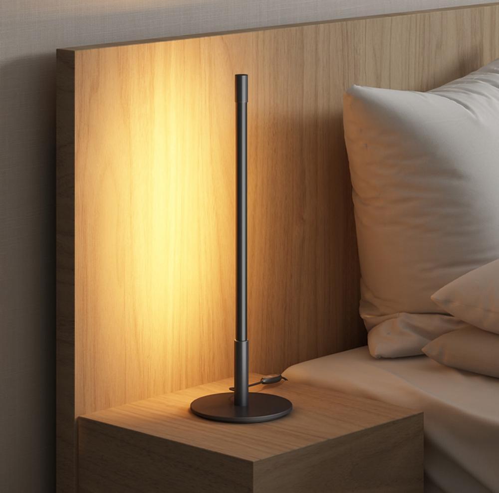 Riven lámpara de mesa minimalista