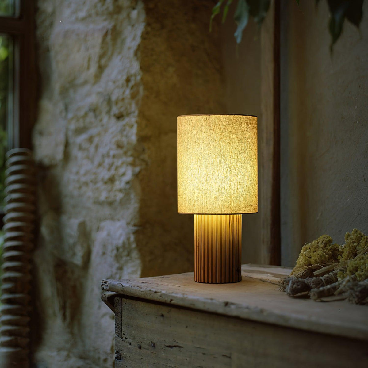 Grove lámpara de mesa vintage de tejido