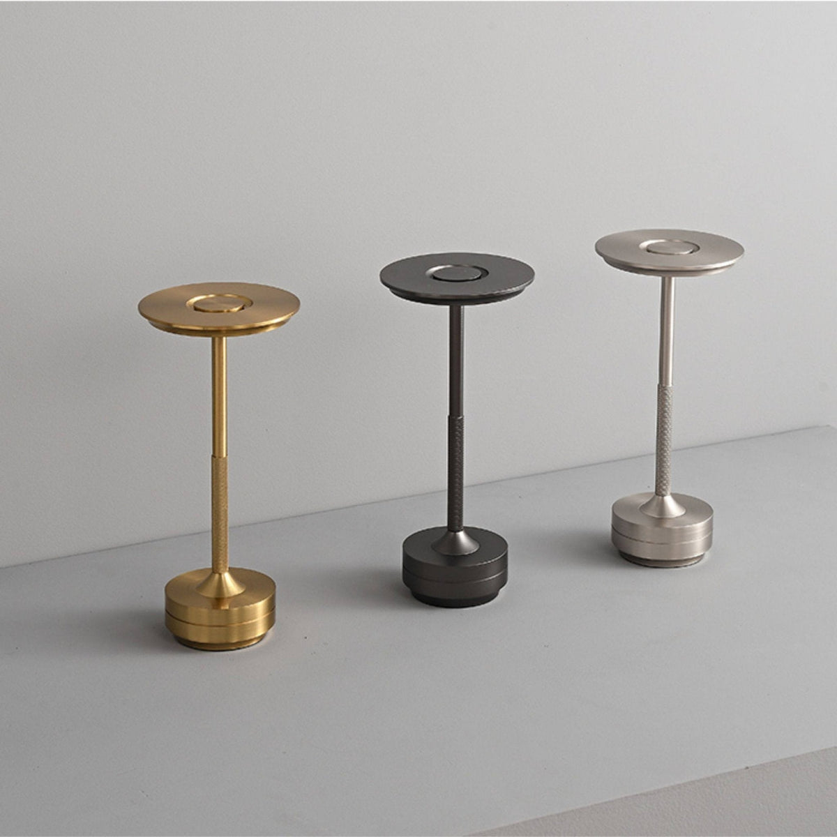 Solvane lámpara de mesa recargable