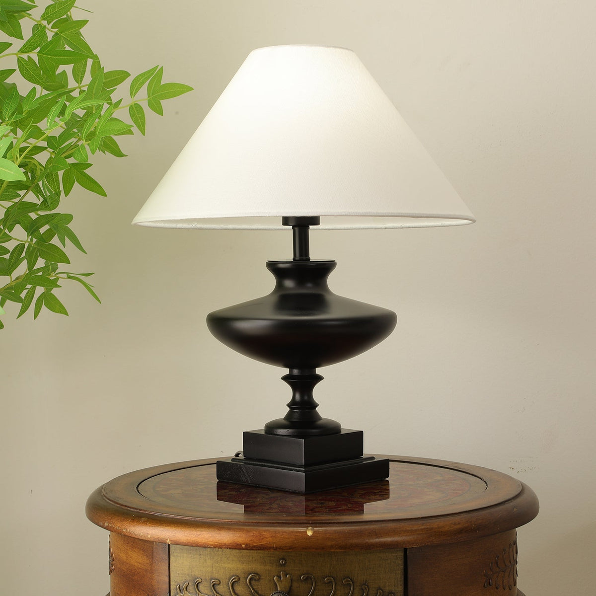 Liorat lámpara de mesa de madera y tejido