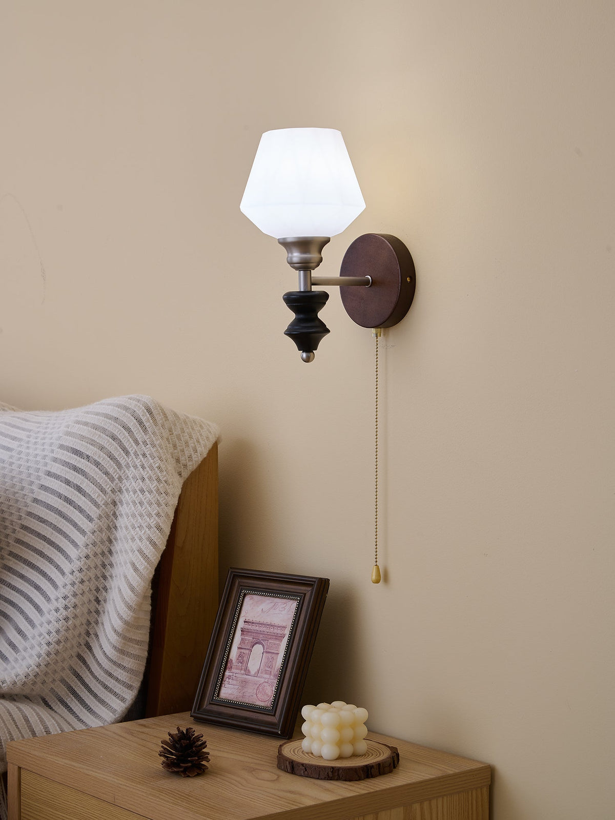 Lucille aplique de pared elegancia de estilo clásico Art vidrio madera