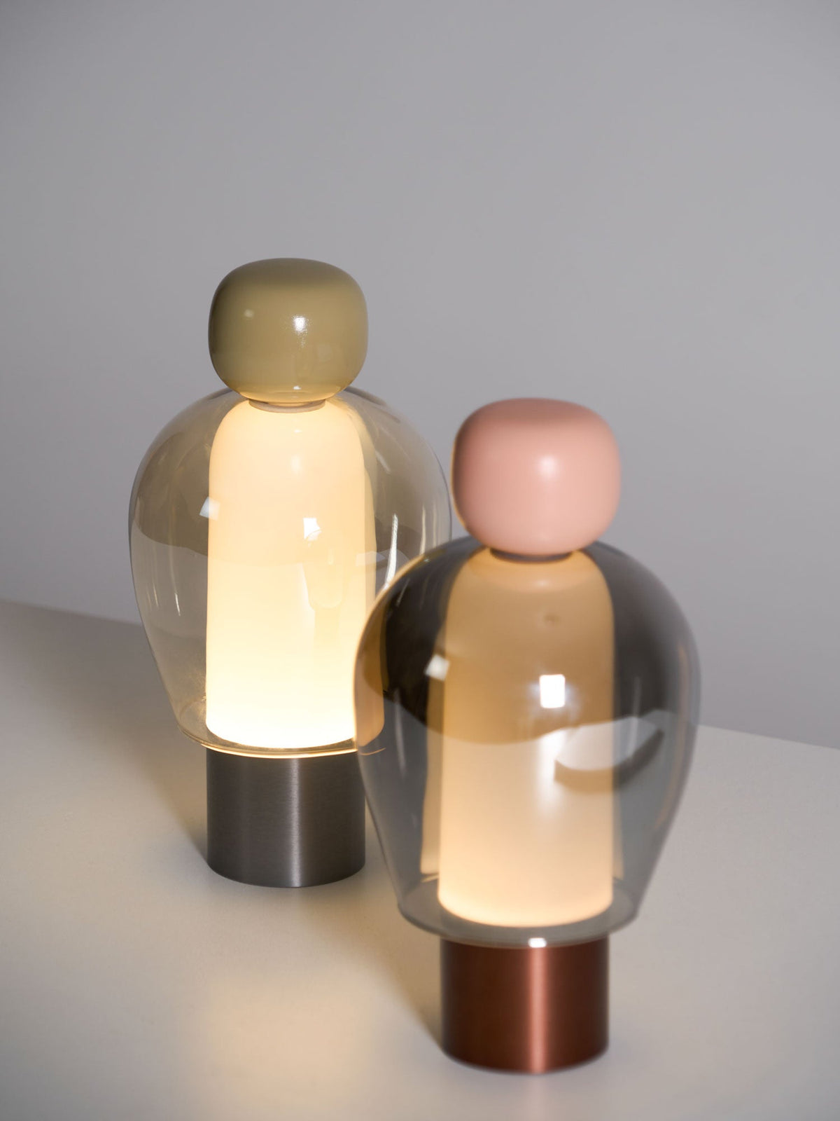 Nara lámpara de mesa artística de vidrio