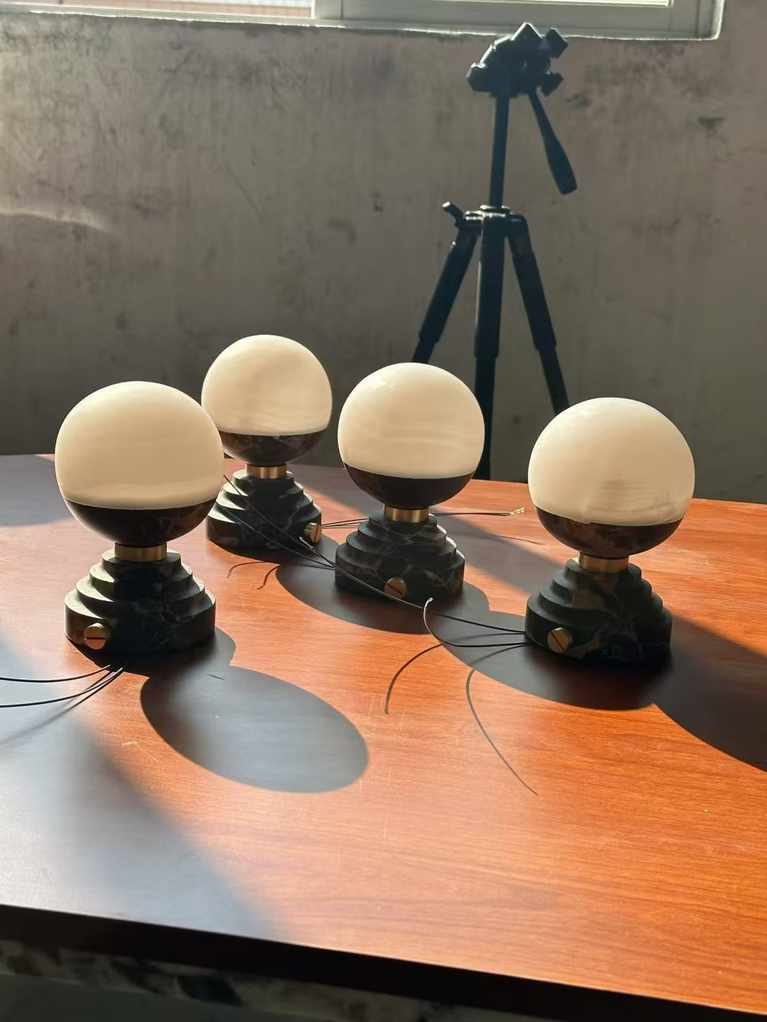 Tinarea lámpara de mesa
