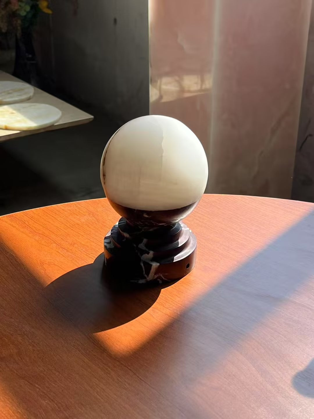 Tinarea lámpara de mesa