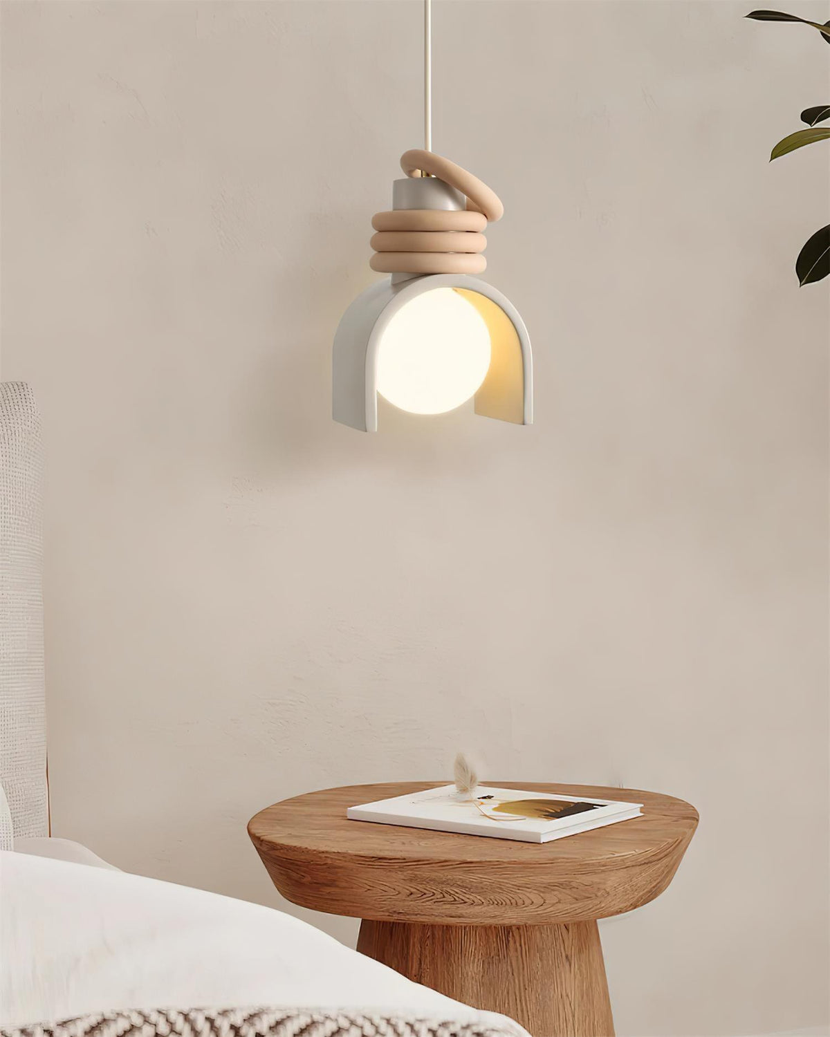 Lámpara colgante con globo de vidrio para sala de comedor artística