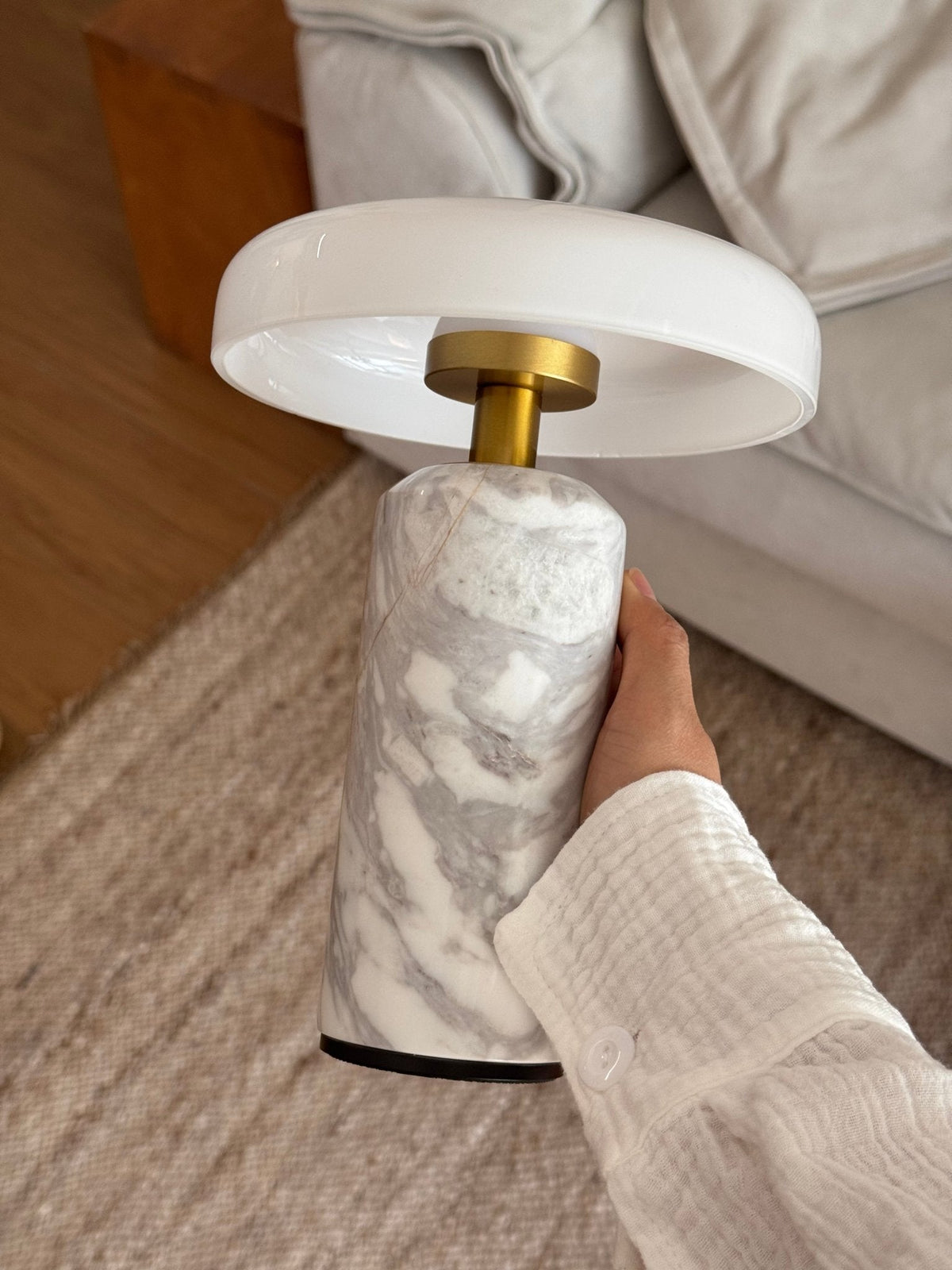 Ryvek lámpara de mesa moderna de mármol