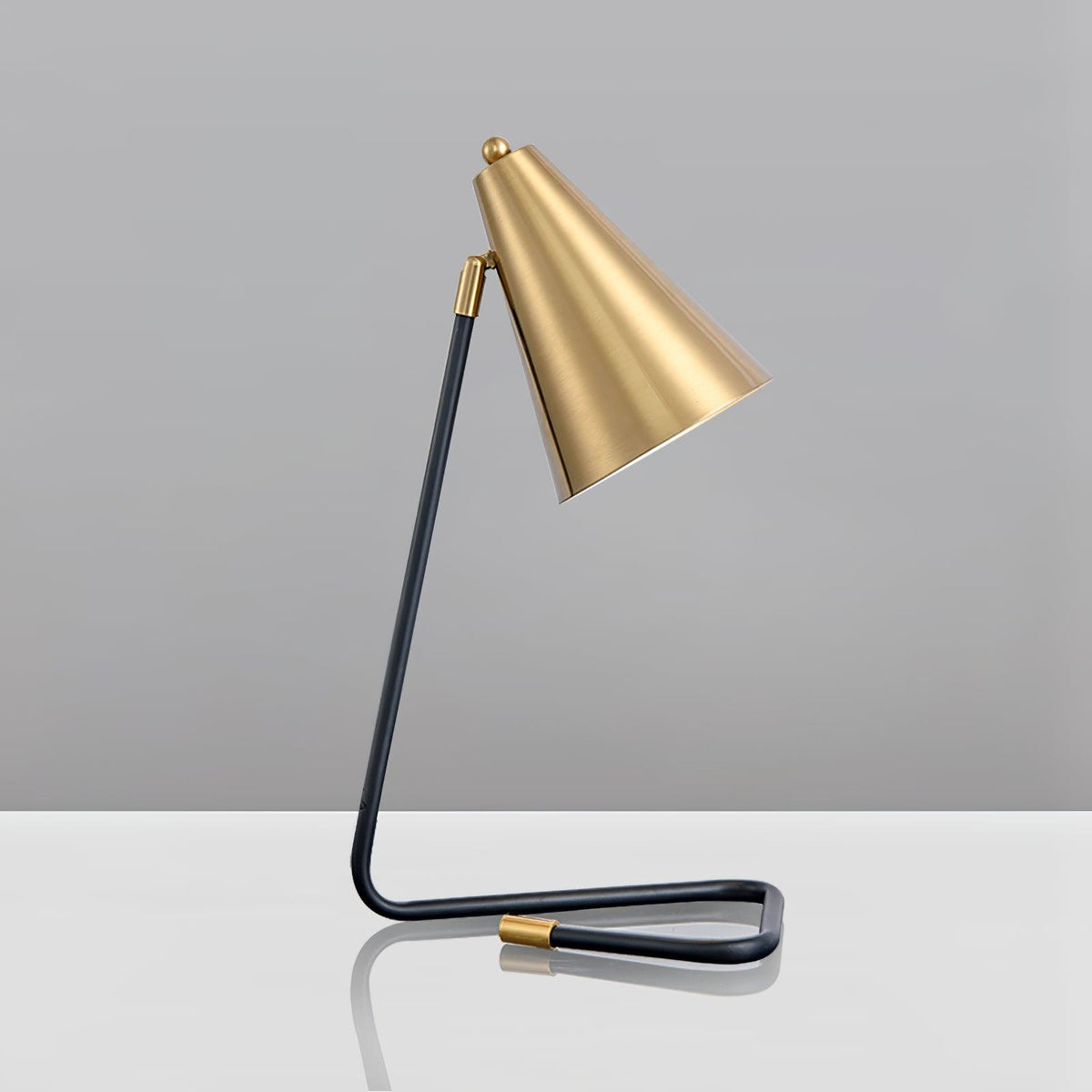 Lumiere lámpara de mesa industrial