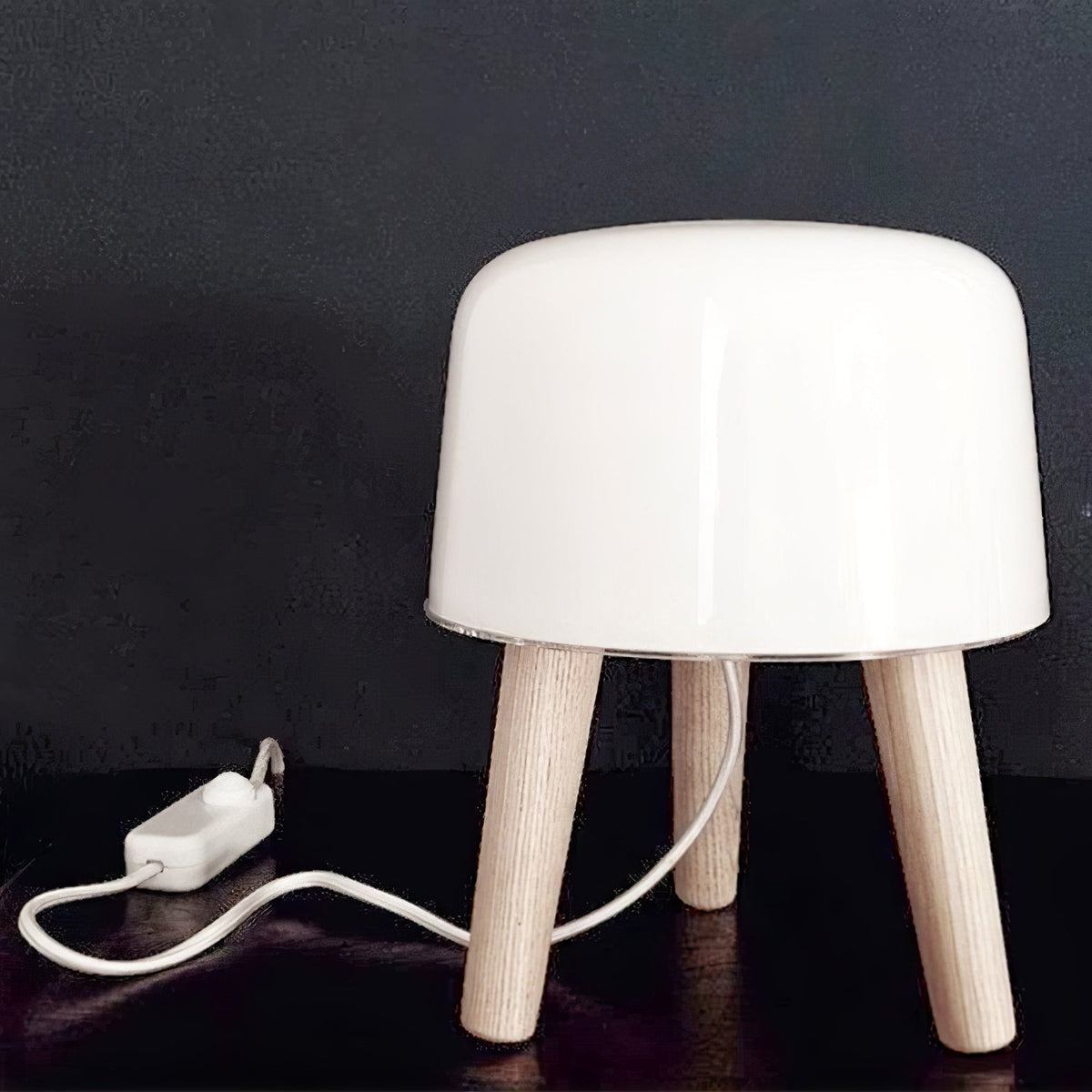 GlowPod lámpara de mesa de madera