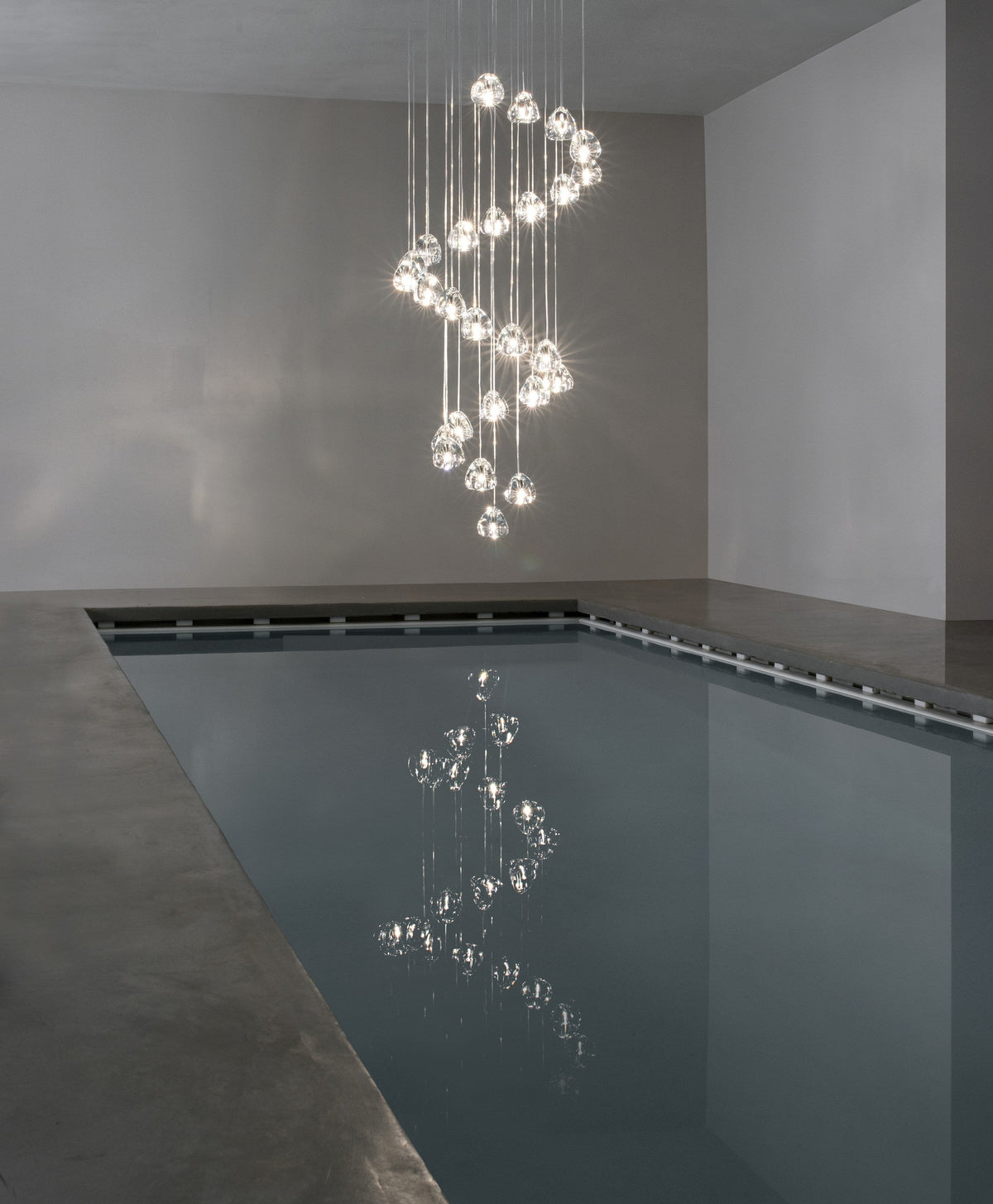 Gevlin lámpara colgante postmoderna de lujo con cristal y cerezo