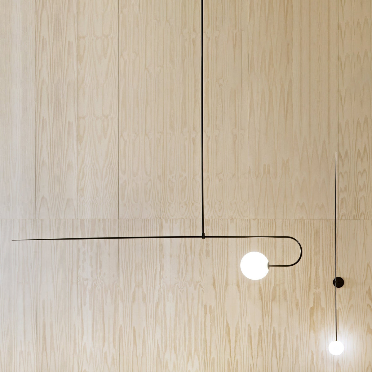 Lustra Chandelier Mobile Black Minimalist