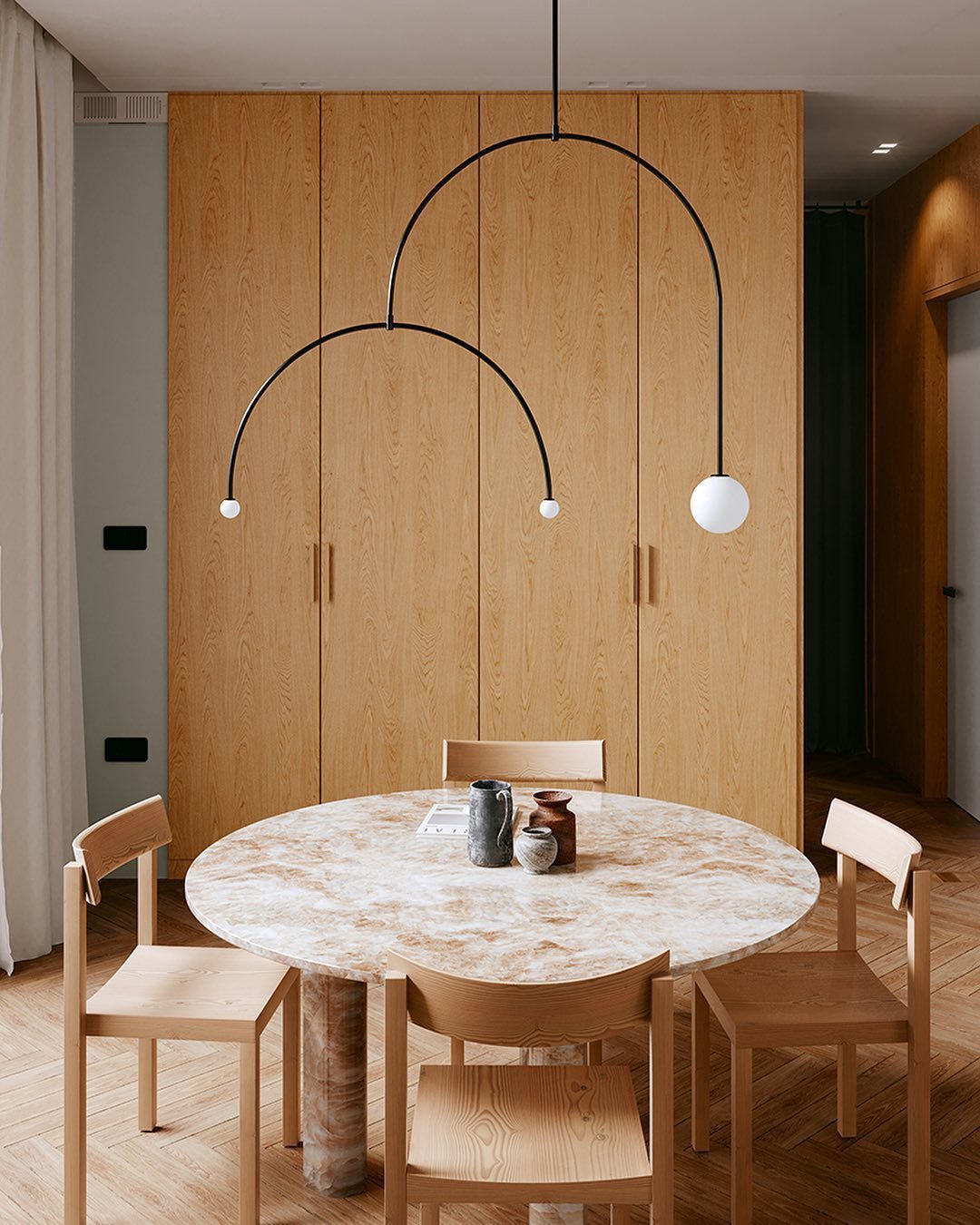 Lustra Chandelier Mobile Black Minimalist