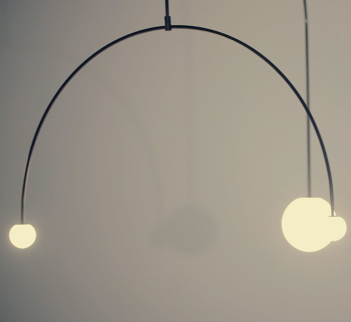 Lustra Chandelier Mobile Black Minimalist