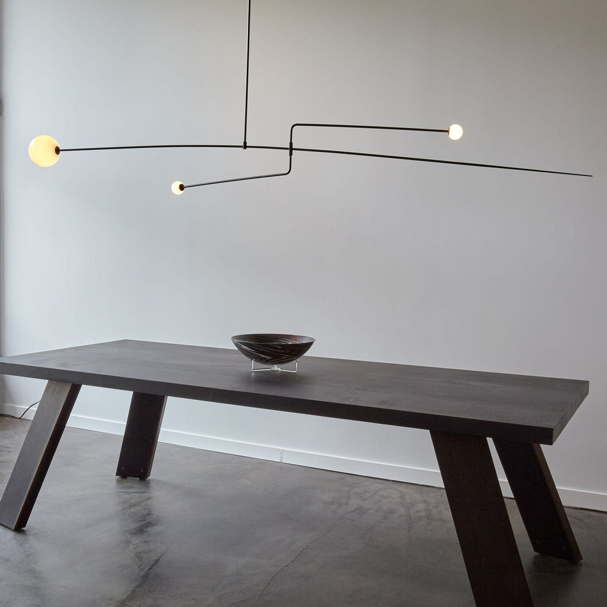 Lustra Chandelier Mobile Black Minimalist
