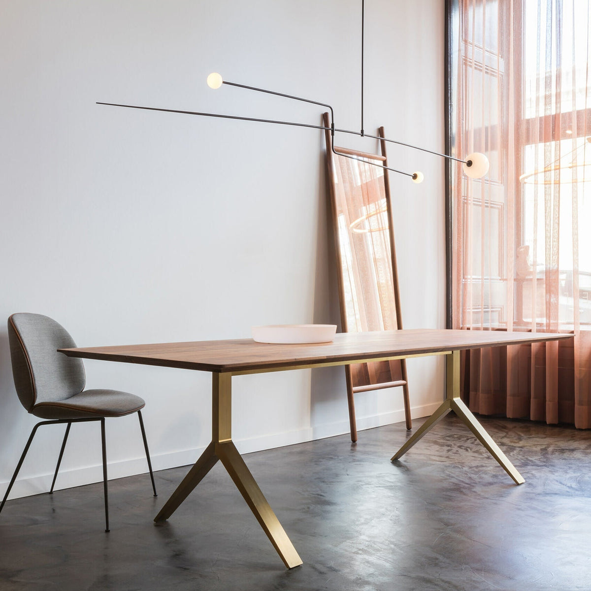 Lustra Chandelier Mobile Black Minimalist