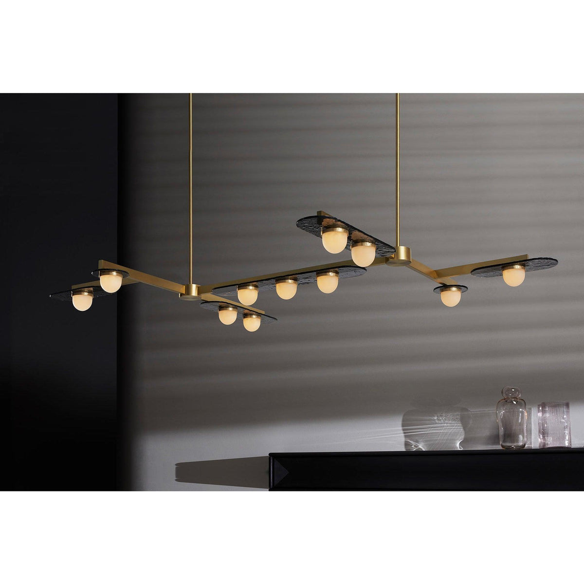 Solerelle lámpara de araña LED lineal con marco dorado