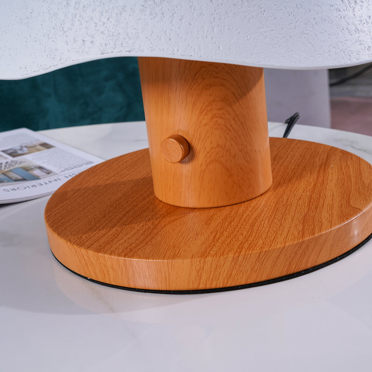 Wond lámpara de mesa de resina y madera