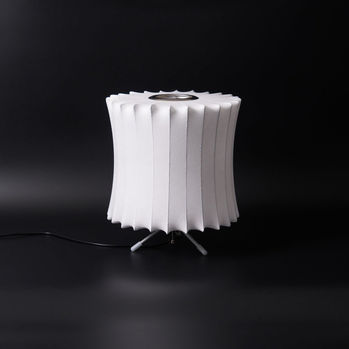 Rostix lámpara de mesa minimalista de acero