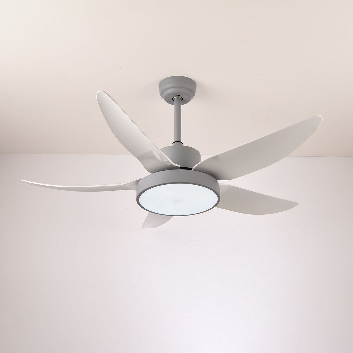 Selalise ventilador de techo con luz moderno