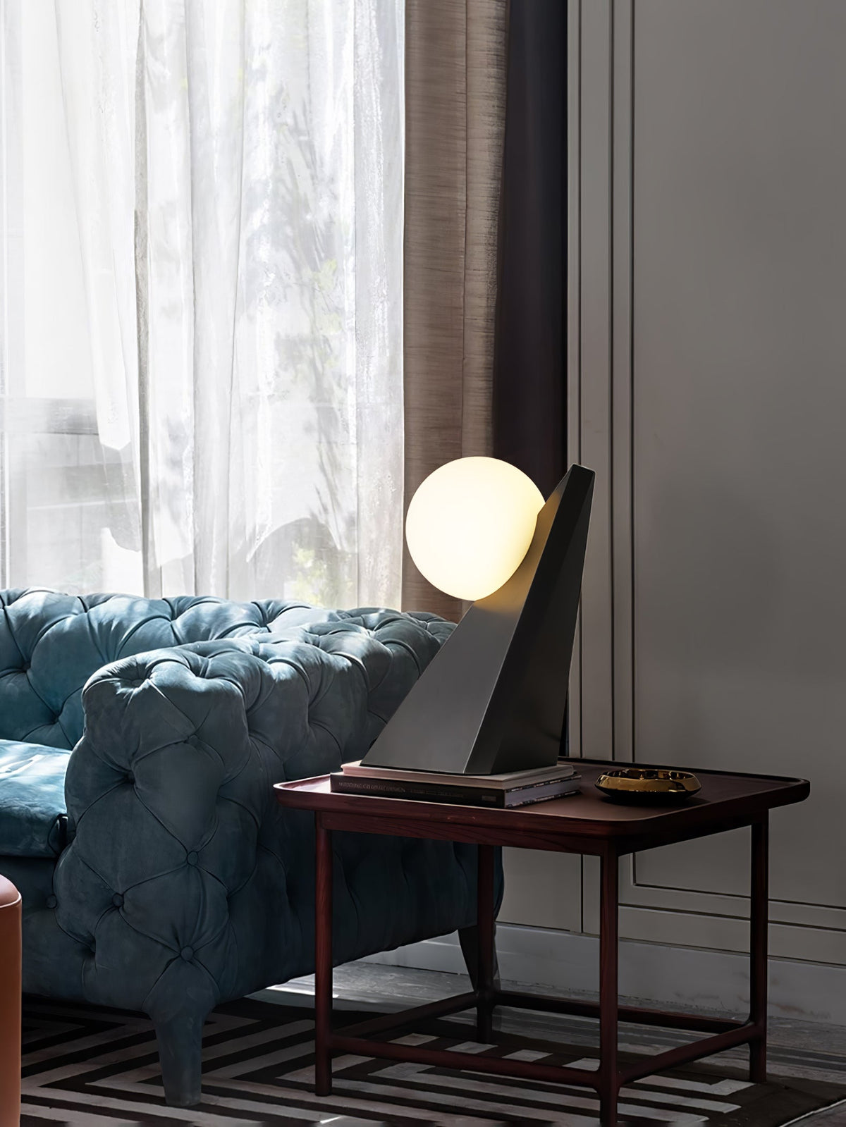Nixie lámpara de mesa con vidrio geométrico