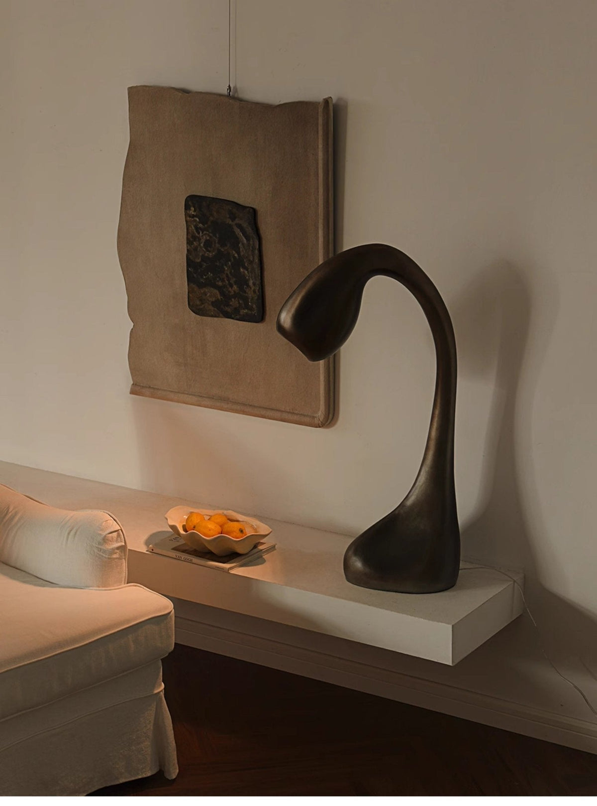 Kyns lámpara de mesa escultórica