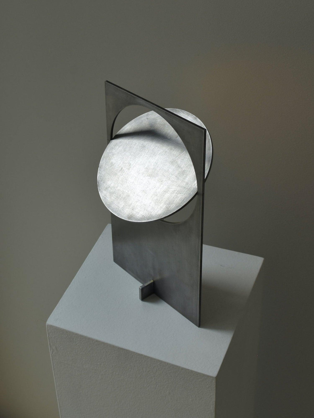 Sixor lámpara de mesa Steel futurista