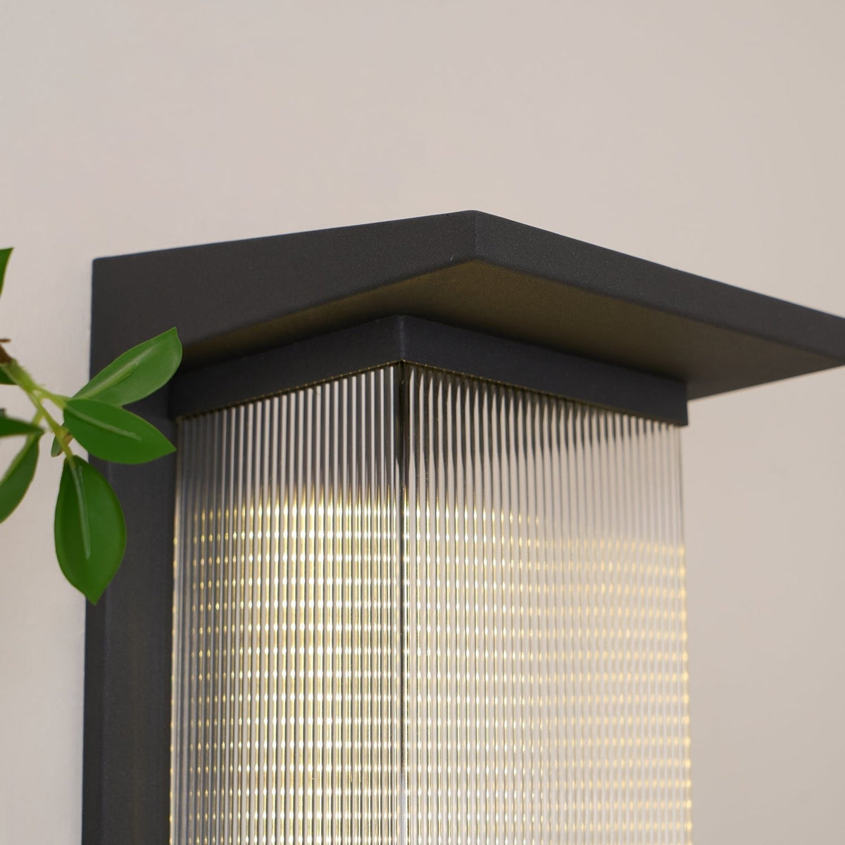 Corvian Dependable Única Caja Solar aplique de pared de Pared